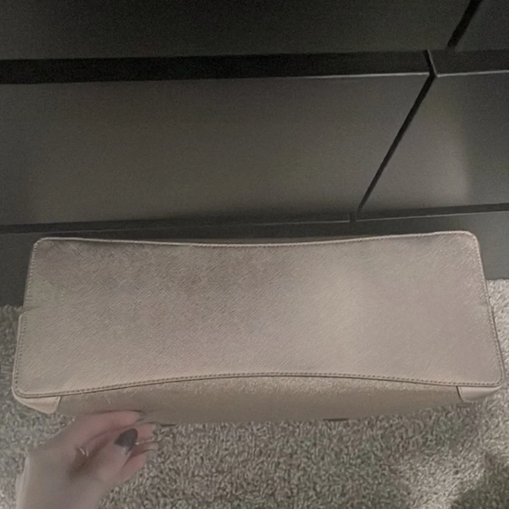 Kate Spade Lola Shimmy Glitter Rose Gold Holiday Tote Bag - Picture 12 of 14